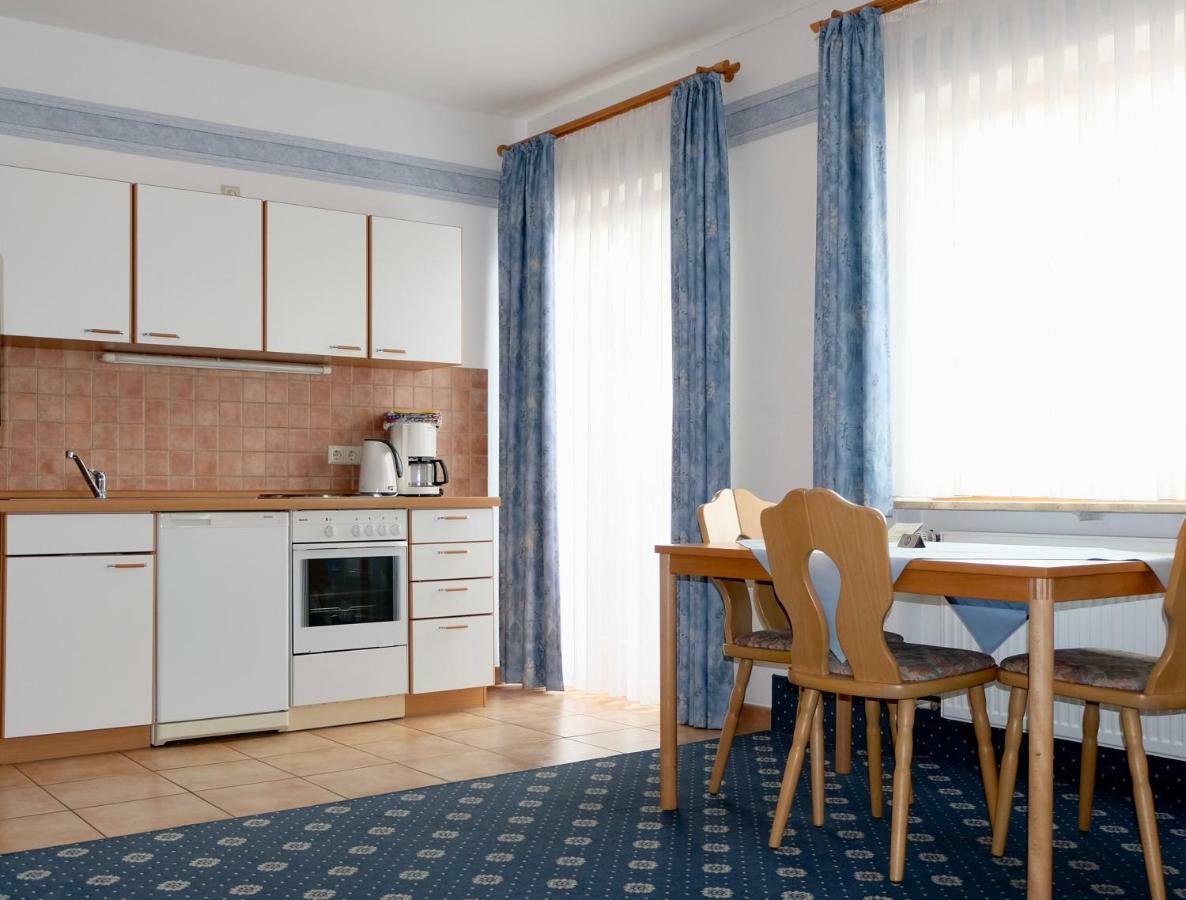 Gaestehaus Biedermann Kinding Bagian luar foto